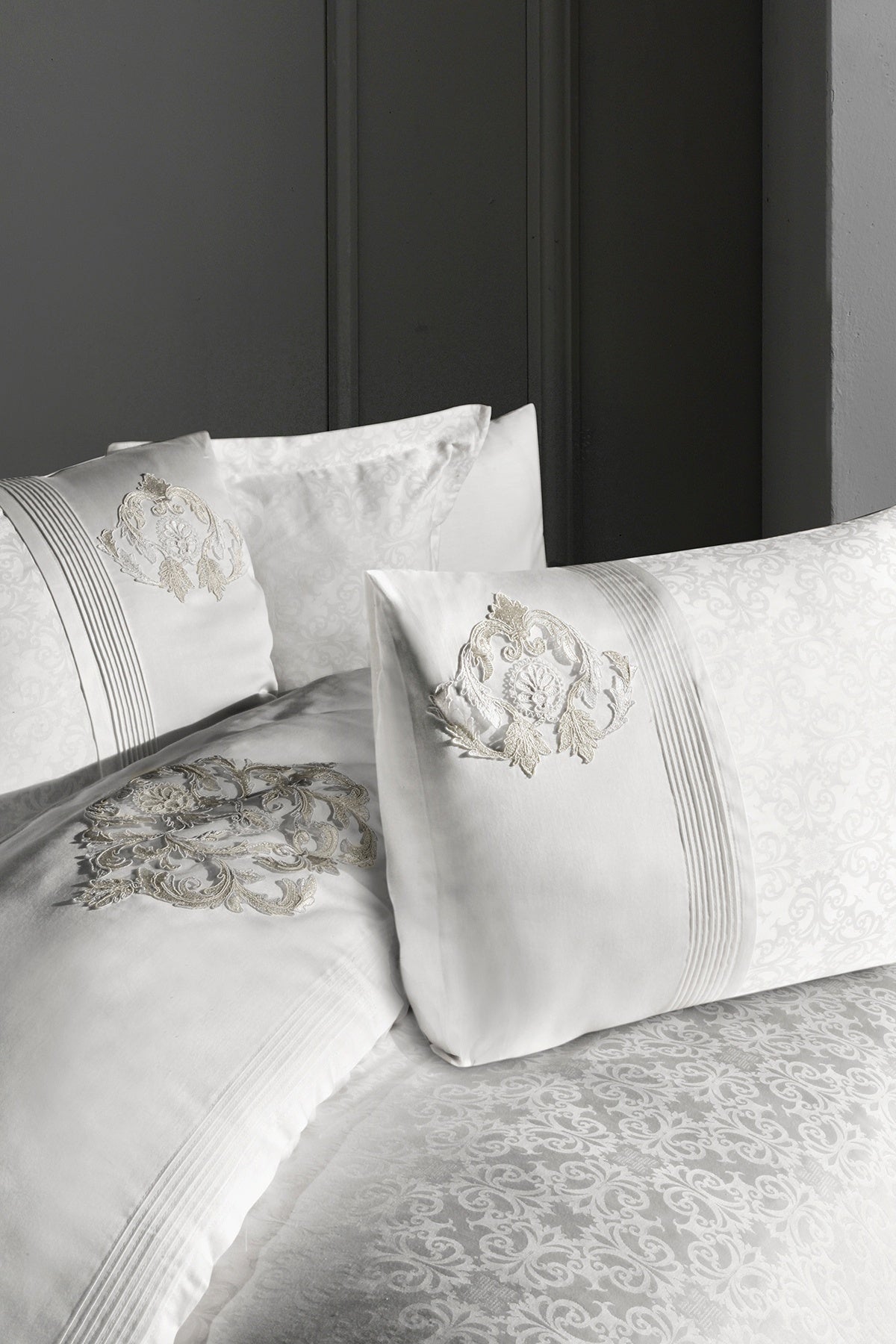 Mirabel %100 Pamuk 200 TC (80 Tel) Dantelli Nevresim Takımı Krem-2